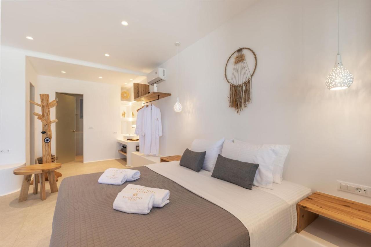 Sunset Hill Suites Mykonos Town エクステリア 写真