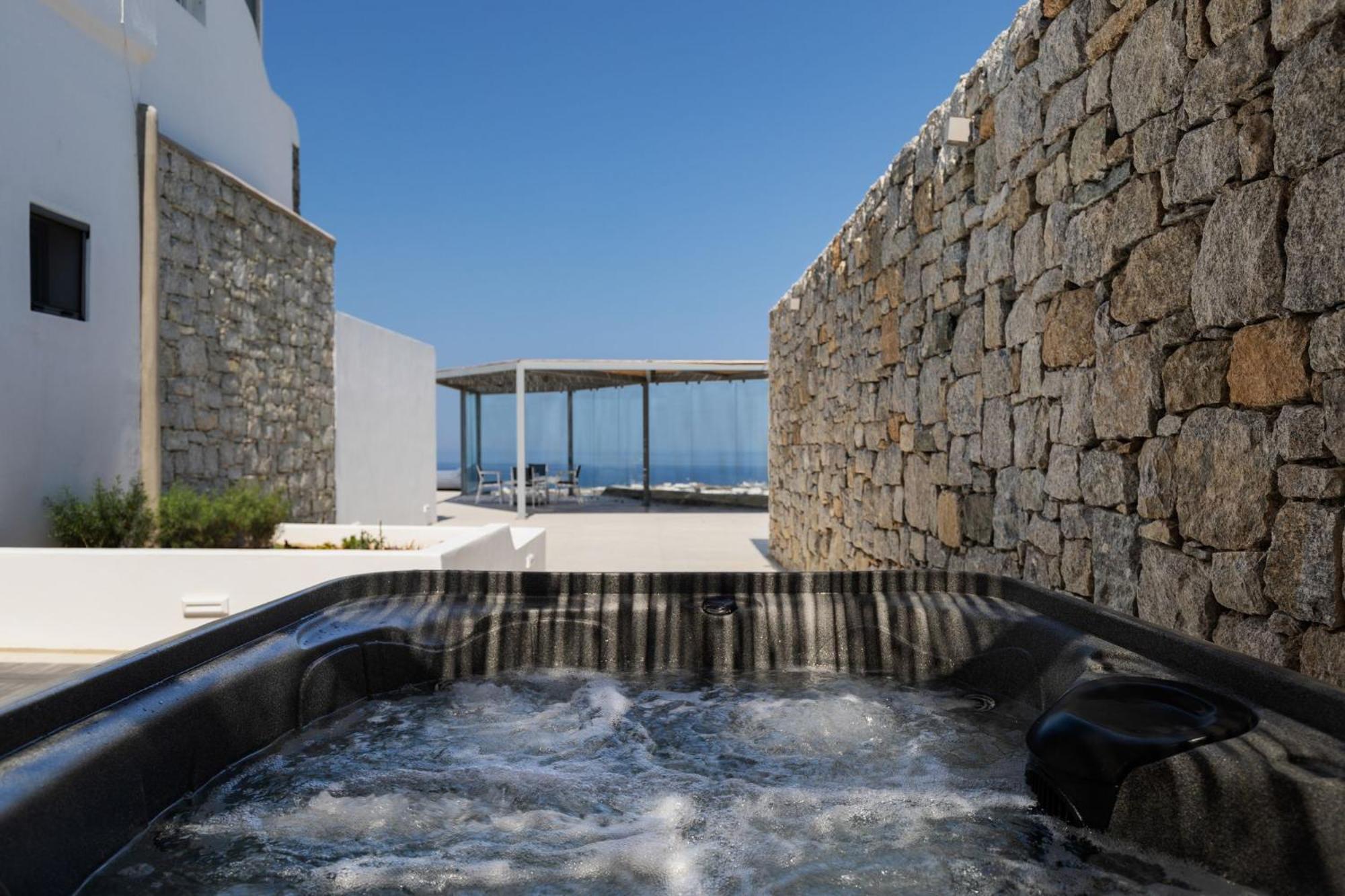 Sunset Hill Suites Mykonos Town エクステリア 写真