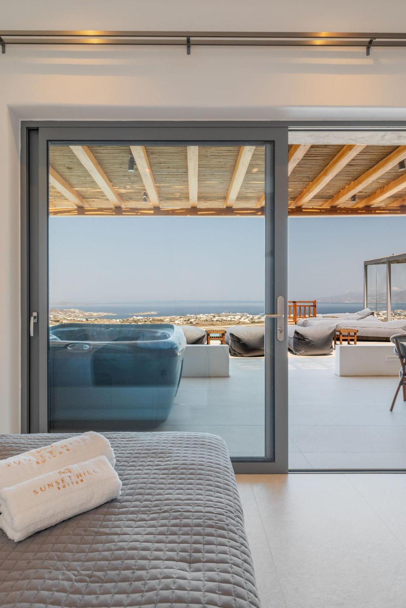 Sunset Hill Suites Mykonos Town エクステリア 写真